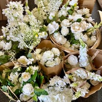 Image 5 of Classic Wedding Flowers