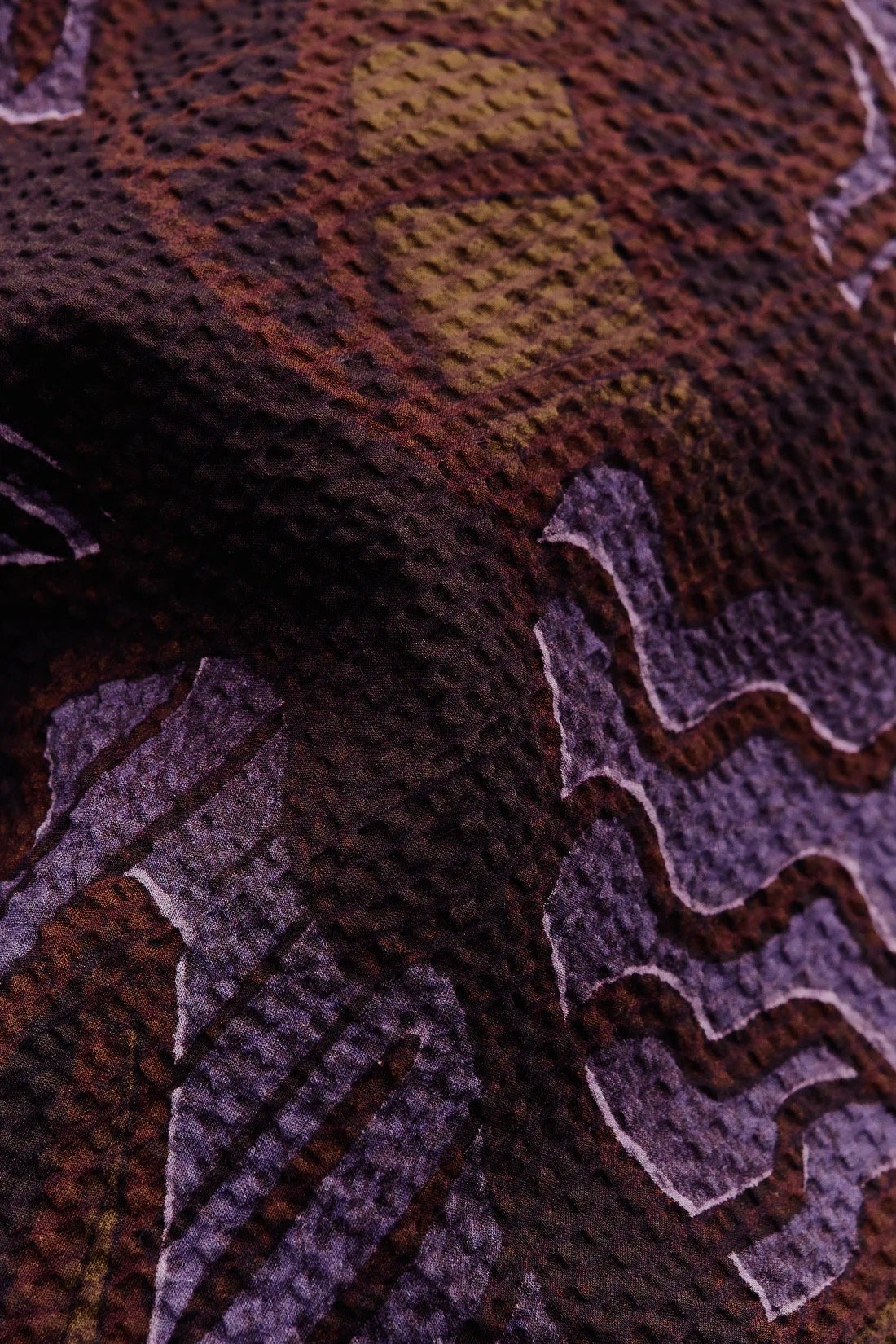 Image of A KIND OF GUISE SAMATA SAVAGE WILDLIFE