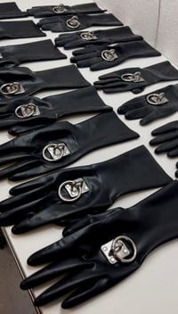 O-Ring Gloves Ready to Ship