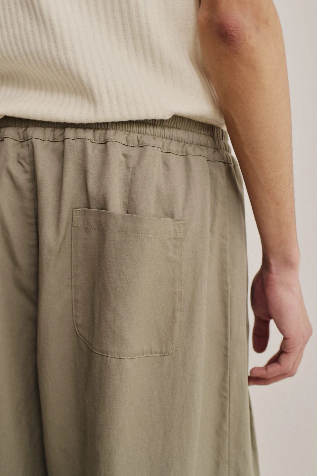Image of A KIND OF GUISE WEWA PANTS