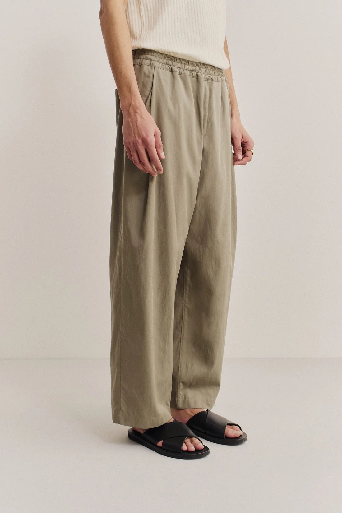 Image of A KIND OF GUISE WEWA PANTS