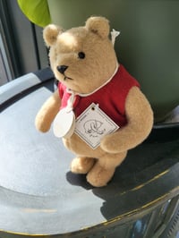 Image 2 of R John Wright Winnie the Pooh  22cm  Limited Edition