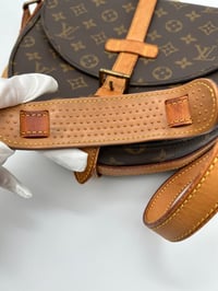 Image 24 of Louis Vuitton Chantilly GM Monogram Crossbody Bag4