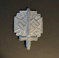 Image 1 of WW2 (Nazi Germany) Winterhilfswerk (WHW) Veteran's Fund Raising Day Badge