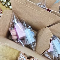 Image 3 of Gingerbread houses boxes (30)