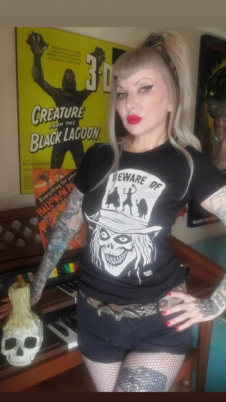 Image of preorder BOHG - WOMANS  fitted  babydoll shirt- ships april 25th 