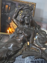 Image 3 of LARGE statement Antique Beatrice ornate frame with a real preserved web 