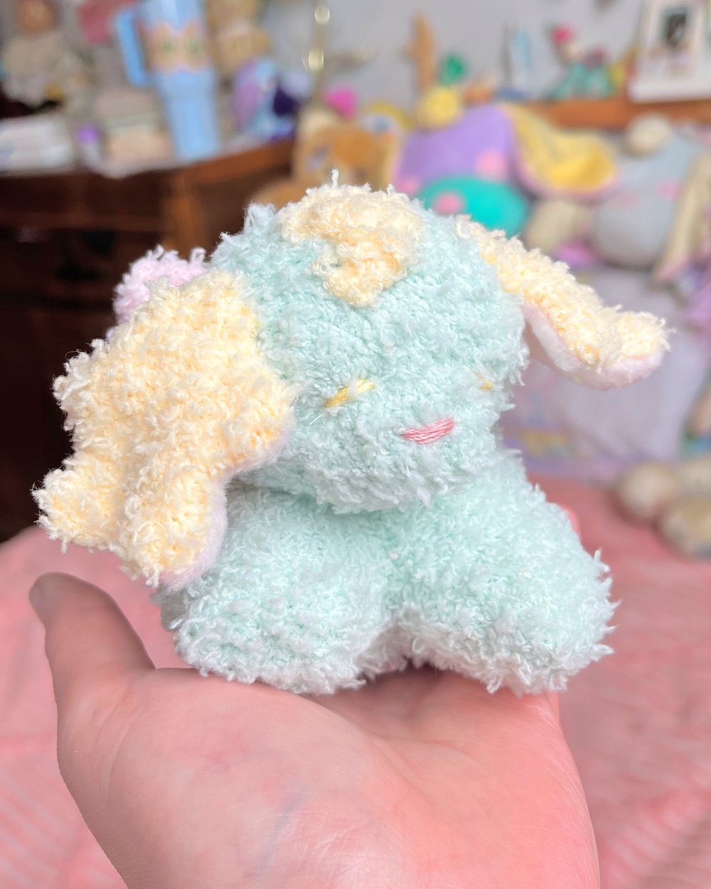 Image of Wishpup, green with pink bow