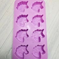 Image 2 of 8 cell unicorns 