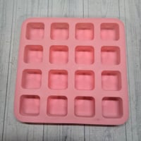 Image 1 of Chunky cube mould 