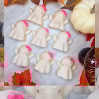 Image 4 of Knitted ghost duo mould 