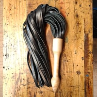 Image 4 of Heavy Sting Flogger