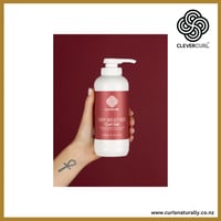 Image 5 of Clever Curl™ Gel Dry Weather – Flexible Hold with Moisture Support