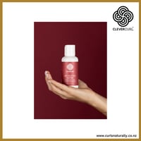 Image 4 of Clever Curl™ Gel Dry Weather – Flexible Hold with Moisture Support