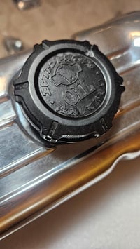 Image 10 of L Series Valve cover - Polished
