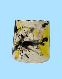 Statement Cup medium "abstract"