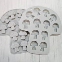Image 1 of Mushroom mould x2