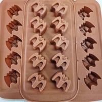 Image 1 of Bat mould 3pk