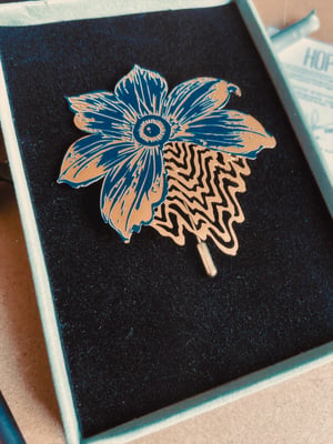 HOPE AurelRubbi/Ibride Design broche- Bleu nuit