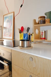 Image 2 of BIG SMILEY POT STAND