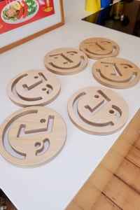 Image 1 of BIG SMILEY POT STAND