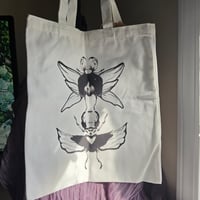 Image 2 of beetle tote