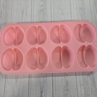 Image 1 of Large Brains