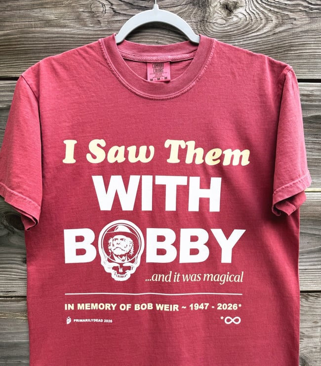 I SAW THEM WITH BOBBY T-SHIRT - SALMON