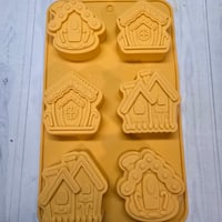 Image 2 of Gingerbread house mould 