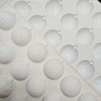 Image 1 of 3d bauble mould
