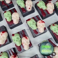 Image 2 of Small skulls 2pk