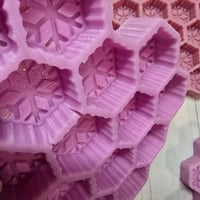 Image 5 of Snowflake moulds (3pk)