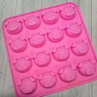 Image 1 of Pig mould 