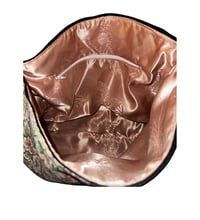 Image 2 of Carry-All Queen 