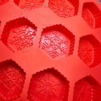 Image 2 of Chunky snowflake mould