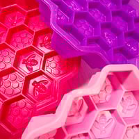 Image 3 of Honeycomb mould
