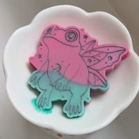 Image 2 of Frog Fairy mould