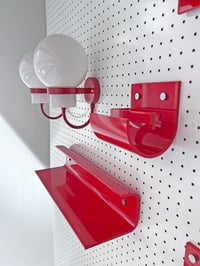 Image 4 of SET DE ACCESORIOS DE BAÑO EN COLOR ROJO, AÑOS 70