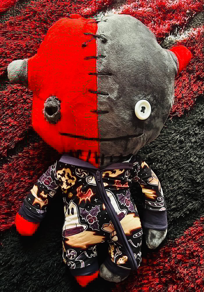 Image of Button Gibbie