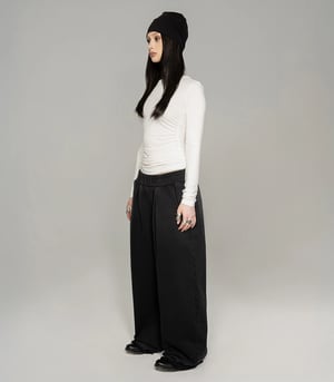 Image of PROTÉMOA - Gradient Black Sweatpants