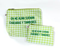 Image 2 of Monedero o neceser bordado  En mi alma suenan chácaras y tambores