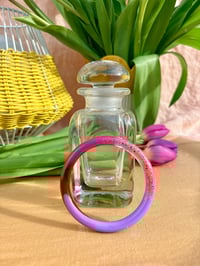 Image 1 of Brune Lilas au soleil