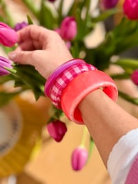 Image 3 of Brune pétale fraise