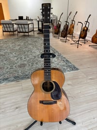 Image 1 of 1955 Martin 000-21