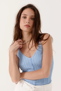 Image 1 of Top Pascale Azul