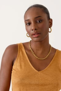 Image 4 of Top Olviane Caramelo