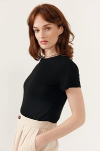 Image 1 of Camiseta Enira Negro