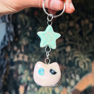 Image of star cat keychain
