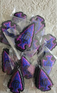 Image 2 of Obsidian arrowhead set
