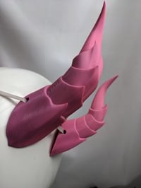 Image 4 of Double Dragon Horns | Rose Pink